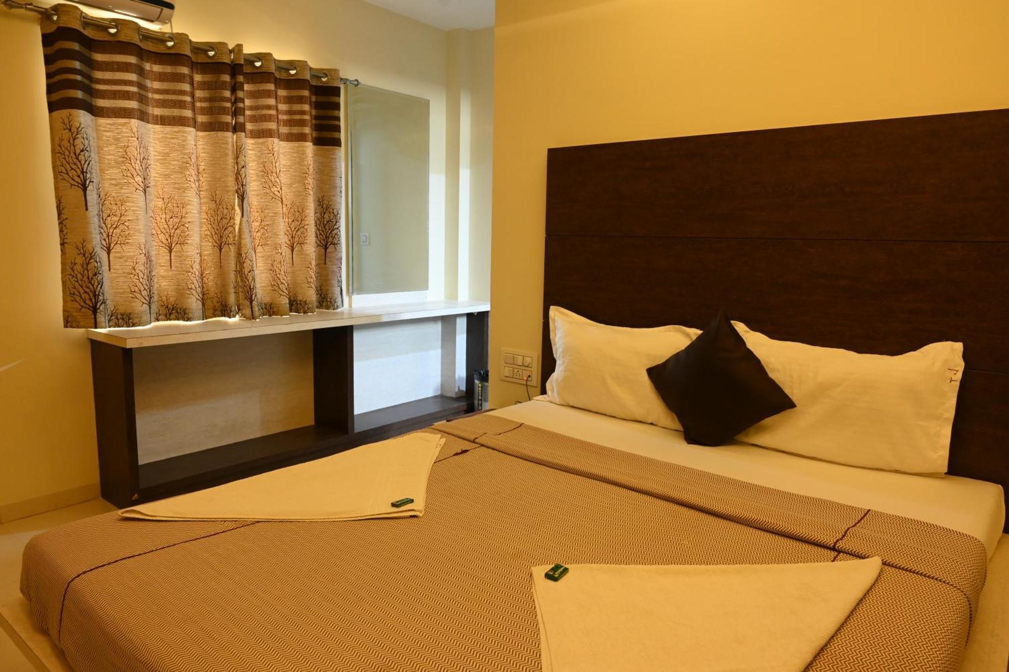 Hotel Ramkrishna Inn كولهابور المظهر الخارجي الصورة